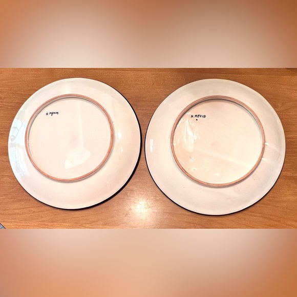 2 Beautiful Handmade Plates - Picture 6 of 7